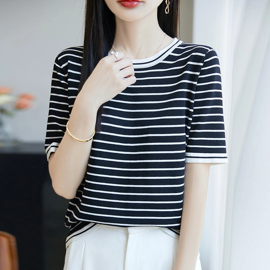 大码女装夏装微胖mm冰丝针织衫女士短袖t恤遮肚子巨显瘦条纹上衣