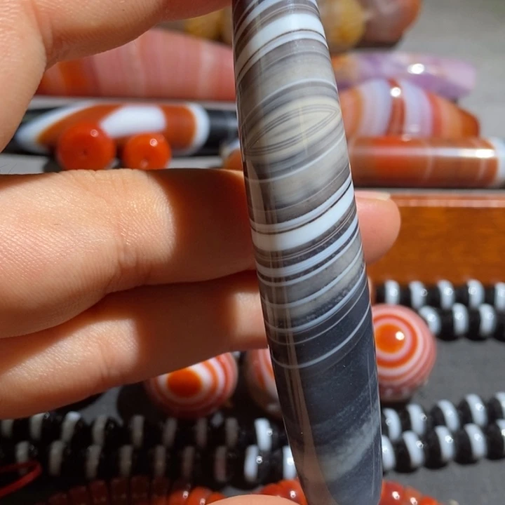 未镶嵌颈饰玛瑙/玉髓