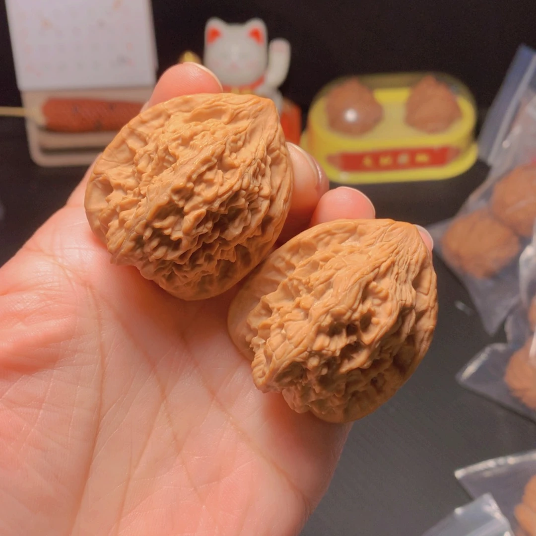 吊坠文玩核桃红狮子39