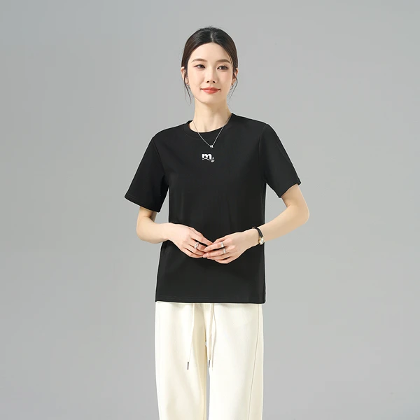 燕苹新夏款休闲百搭圆领植绒亮片设计感纯色透气舒适M字母T恤7171