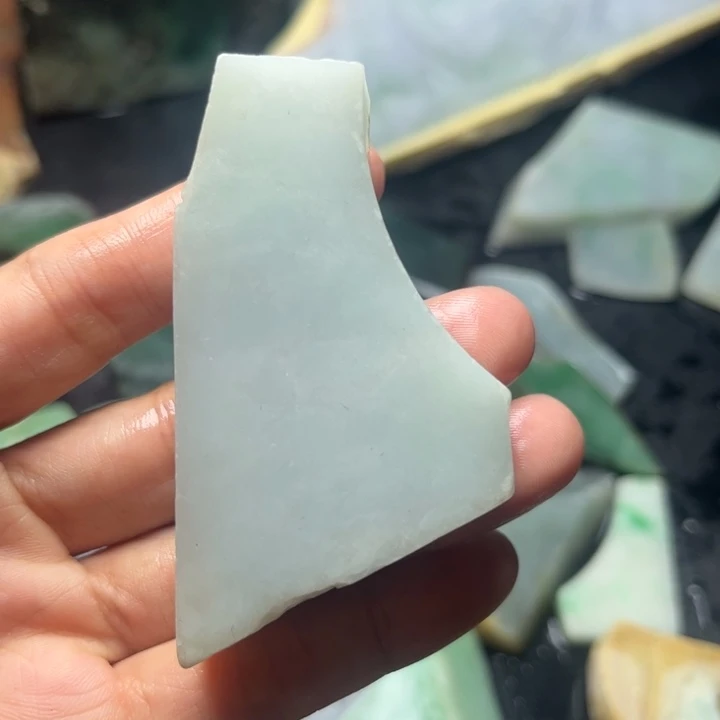 翡翠未镶嵌挂件翡翠6