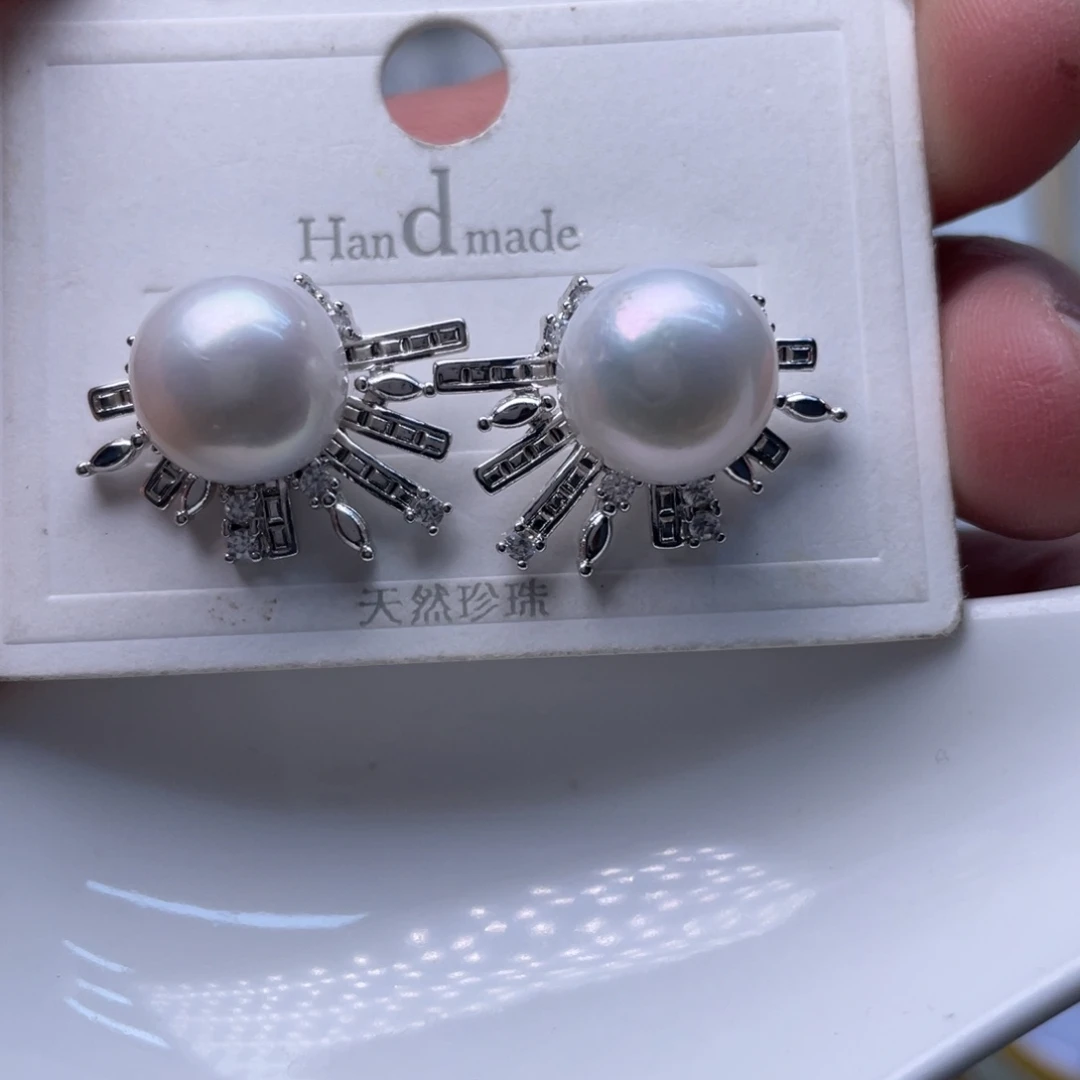 未镶嵌淡水珍珠耳饰