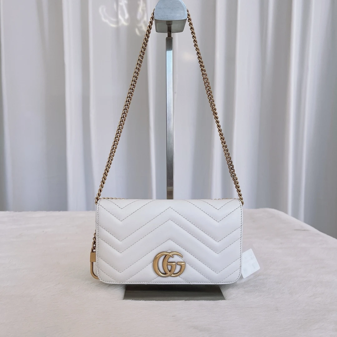 Gucci/古驰 白色马蒙woc  B23
