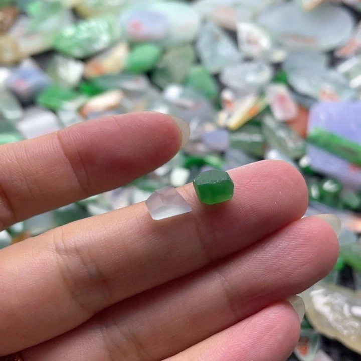 定制翡翠未镶嵌天然缅甸翡翠