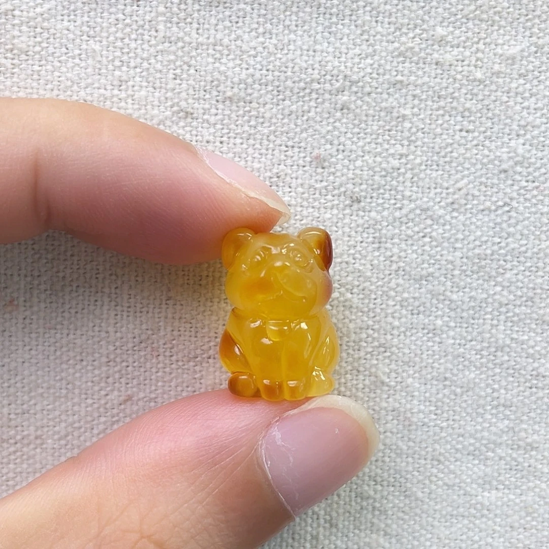琥珀未镶嵌珠宝奇石狗狗