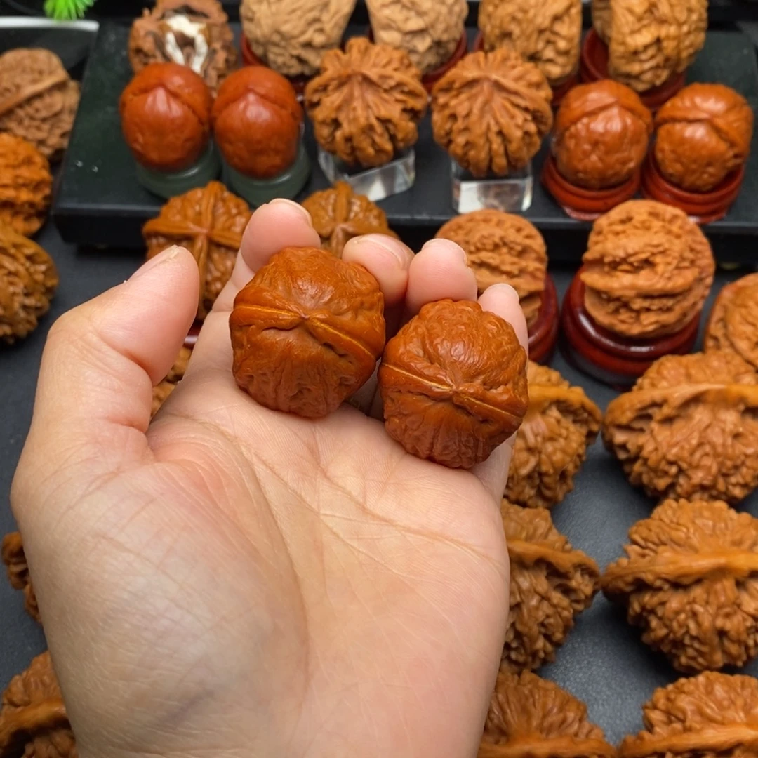 文玩核桃把件玉玺