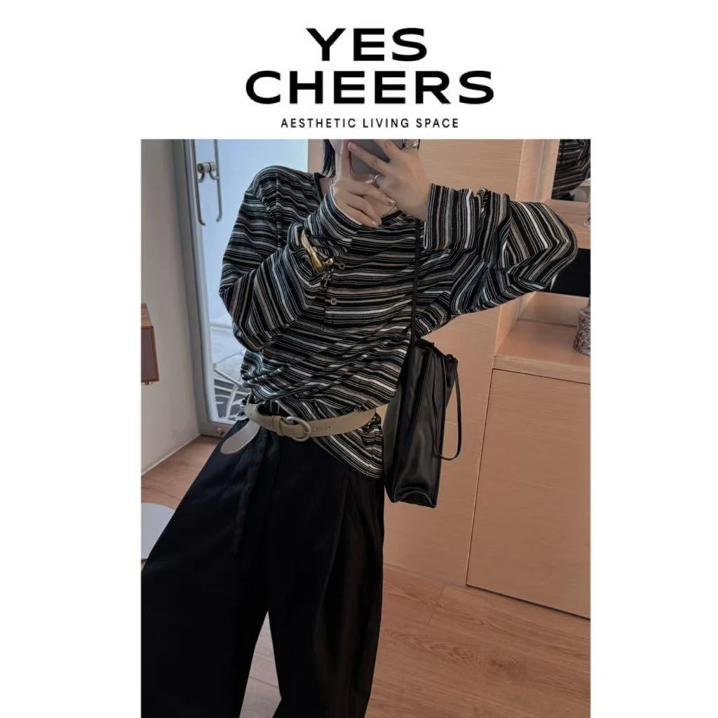 悦是YES CHEERS【老钱新贵】咖色拼条针织衫 8717