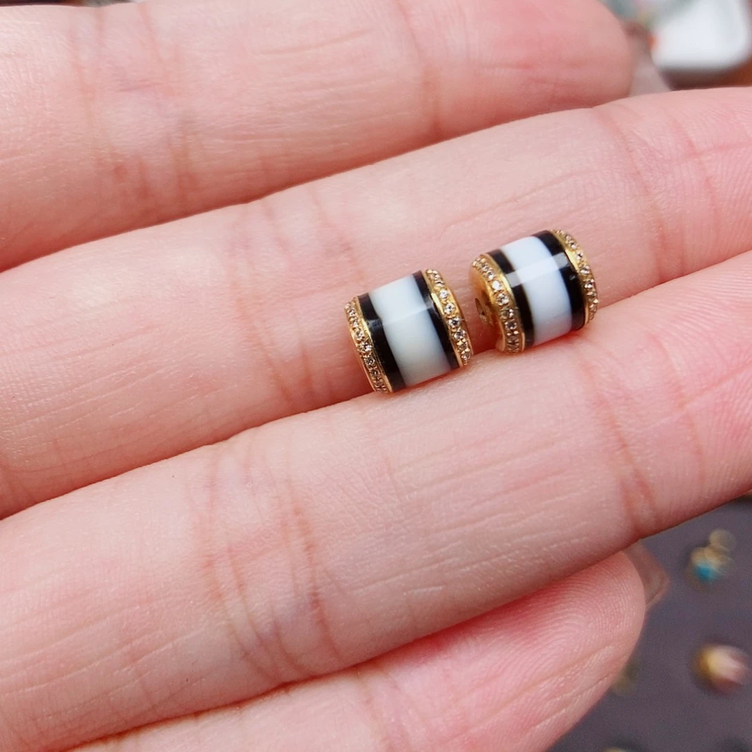 玛瑙/玉髓6.5×6.8 6.5×6.9 对珠18一***儿