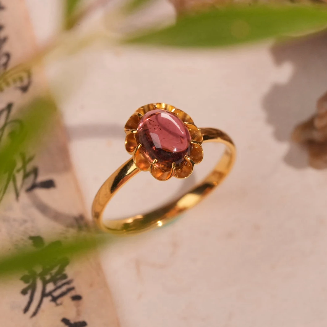 【惜拾妆匣】18k金镶嵌粉透碧玺蛋面简约日常款戒指圈口拾肆