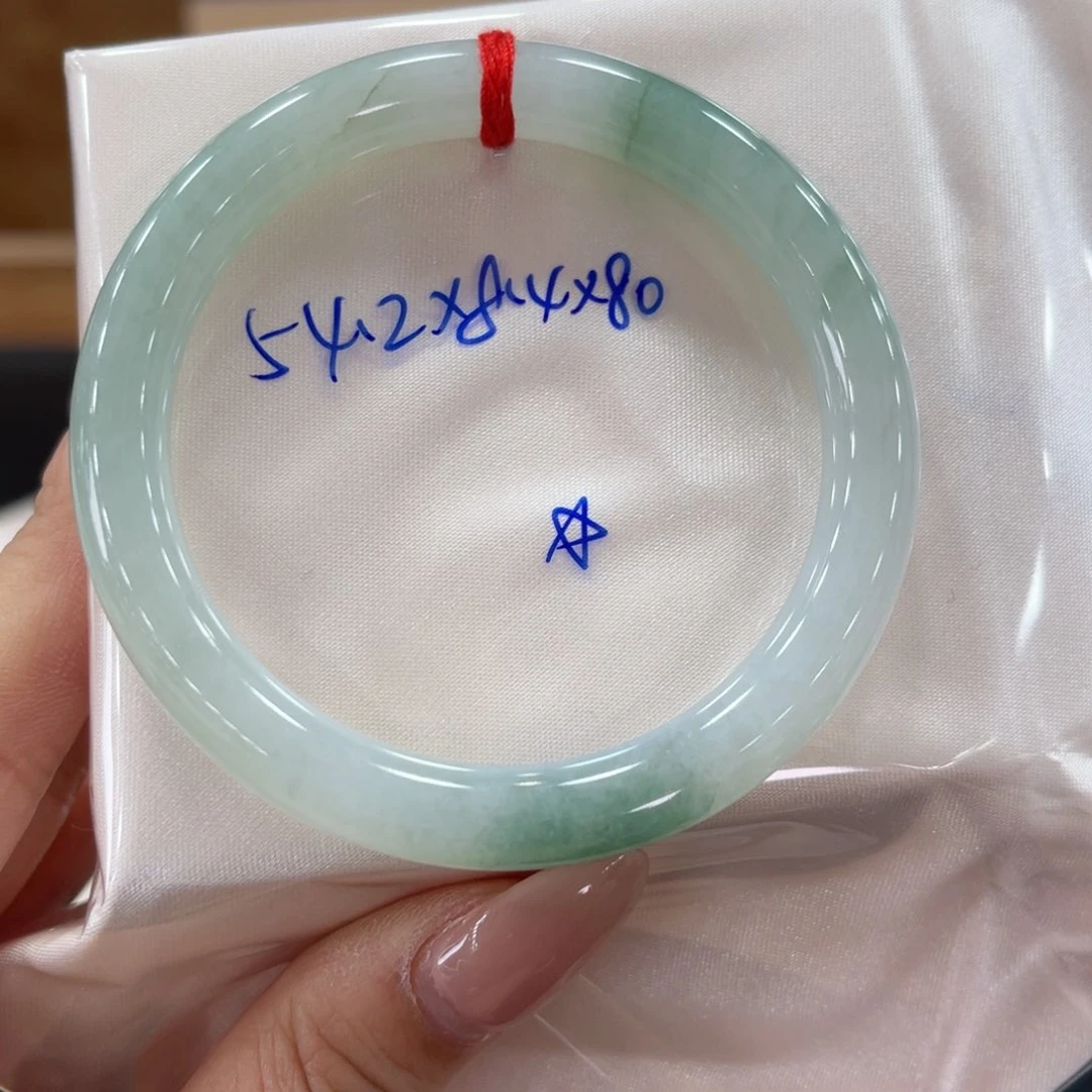 未镶嵌手镯翡翠翡翠