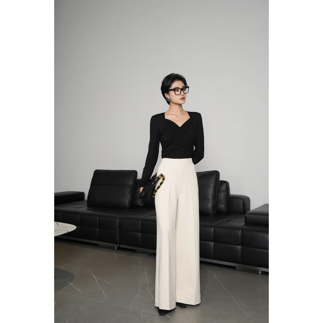 【简述】无腰无束缚极简绵羊毛再生纤维混纺冬季厚弹力直筒西裤