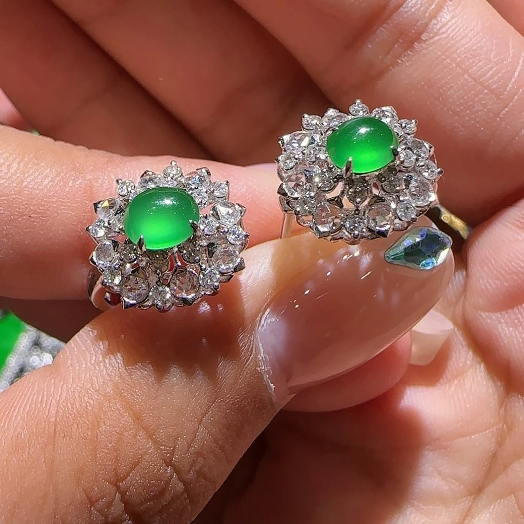 【闪购商品】翡翠18K金镶嵌耳饰天然