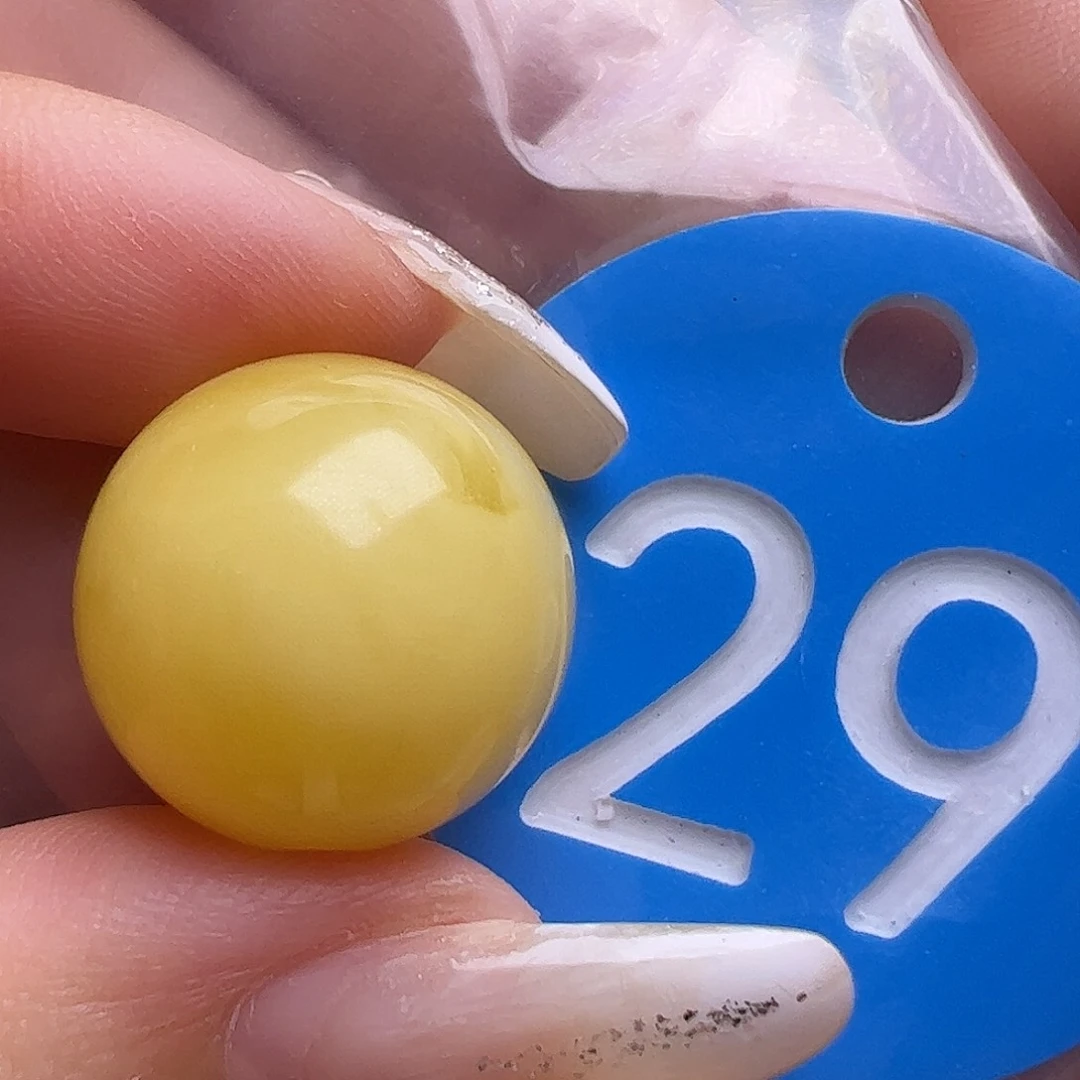 未镶嵌蜜蜡裸石微瑕17mm圆珠