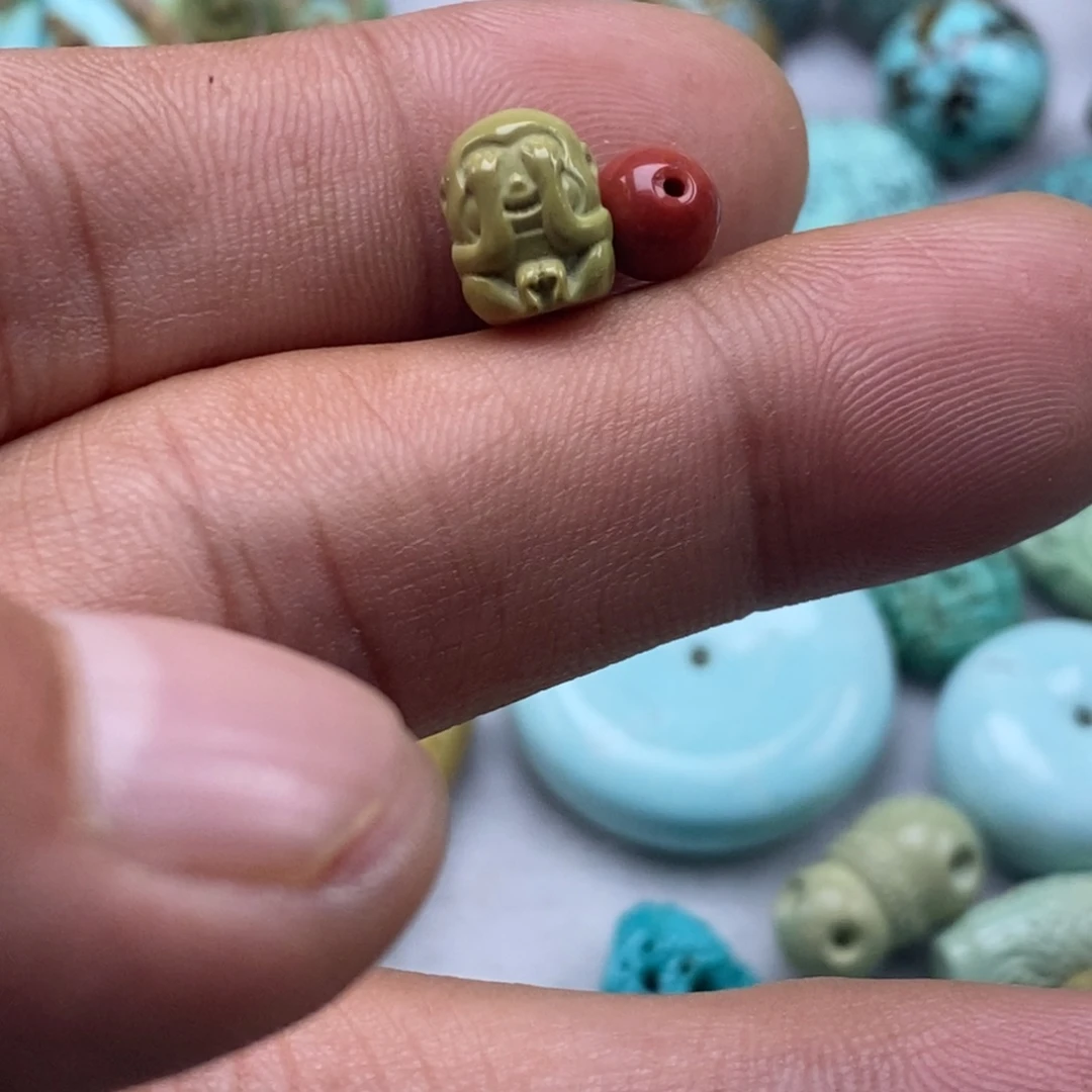 l***7南红玛瑙未镶嵌珠宝半成品