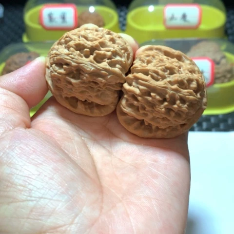 文玩核桃吊坠风**记三角白