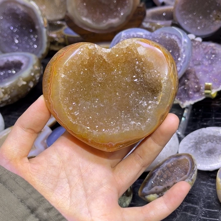 水晶未镶嵌珠宝半成品