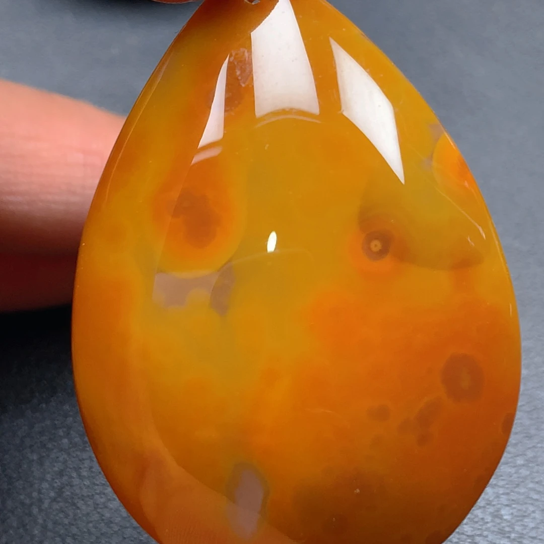 未镶嵌颈饰玛瑙/玉髓一**下