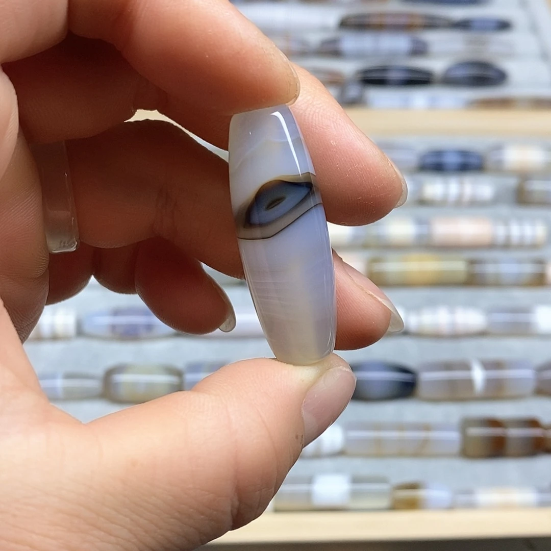 未镶嵌颈饰玛瑙/玉髓M*