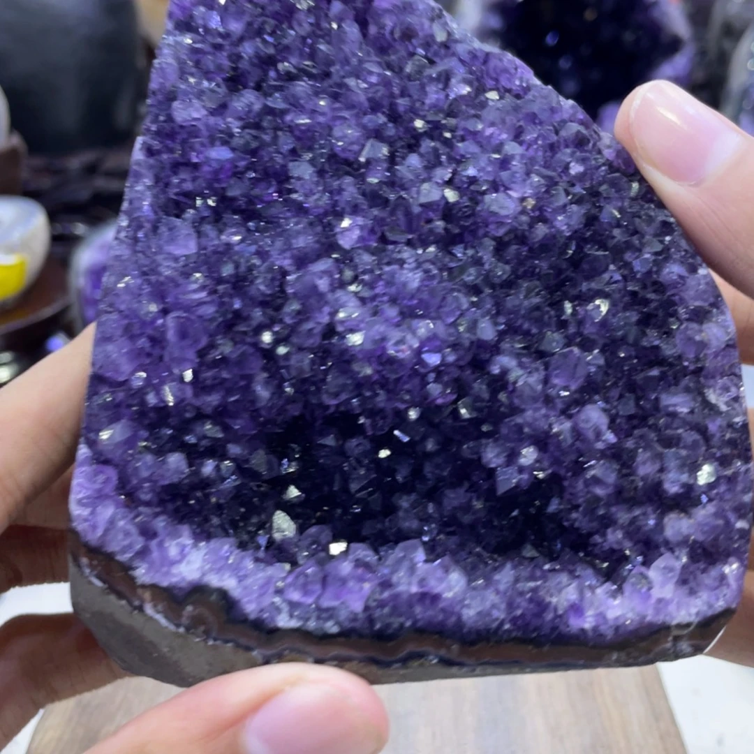 未镶嵌水晶珠宝半成品