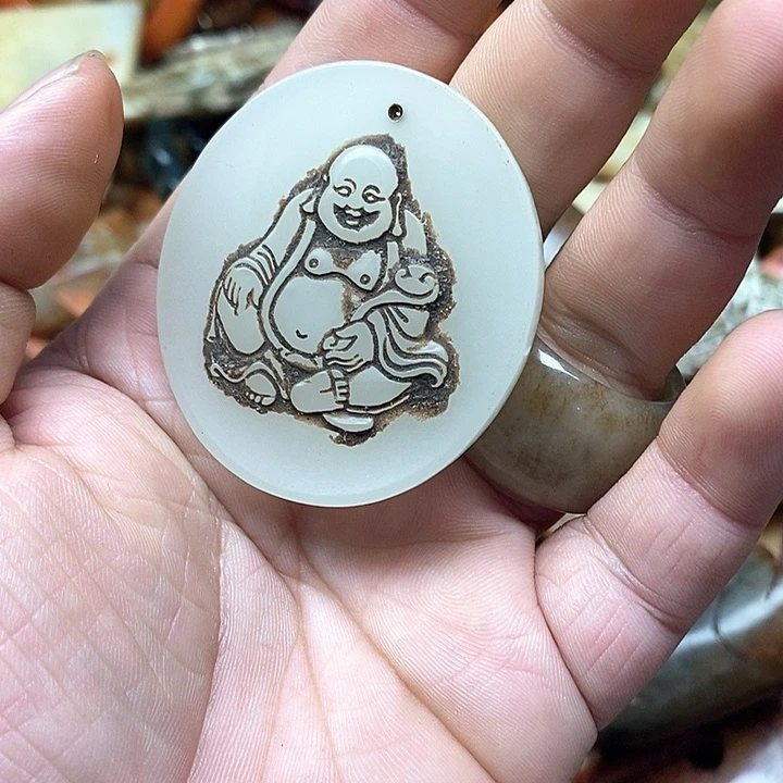 和田玉未镶嵌挂件