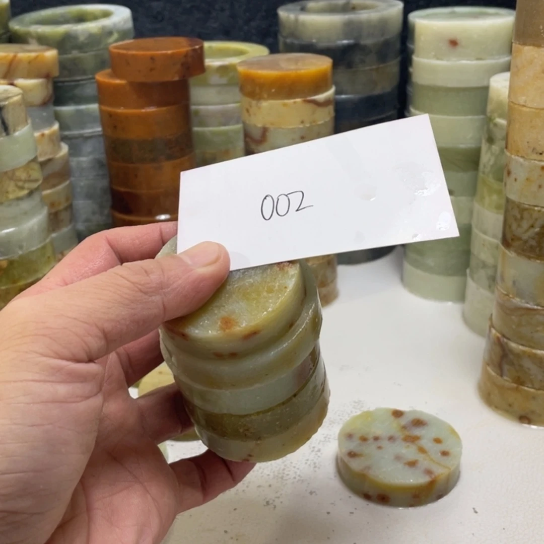 【闪购商品】蛇纹石玉未镶嵌珠宝半成品南*香