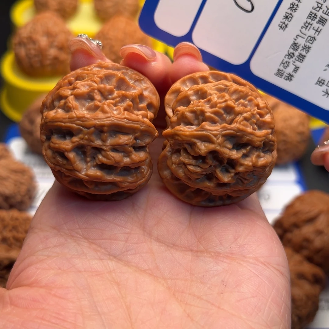 A***吊坠文玩核桃40苹果园