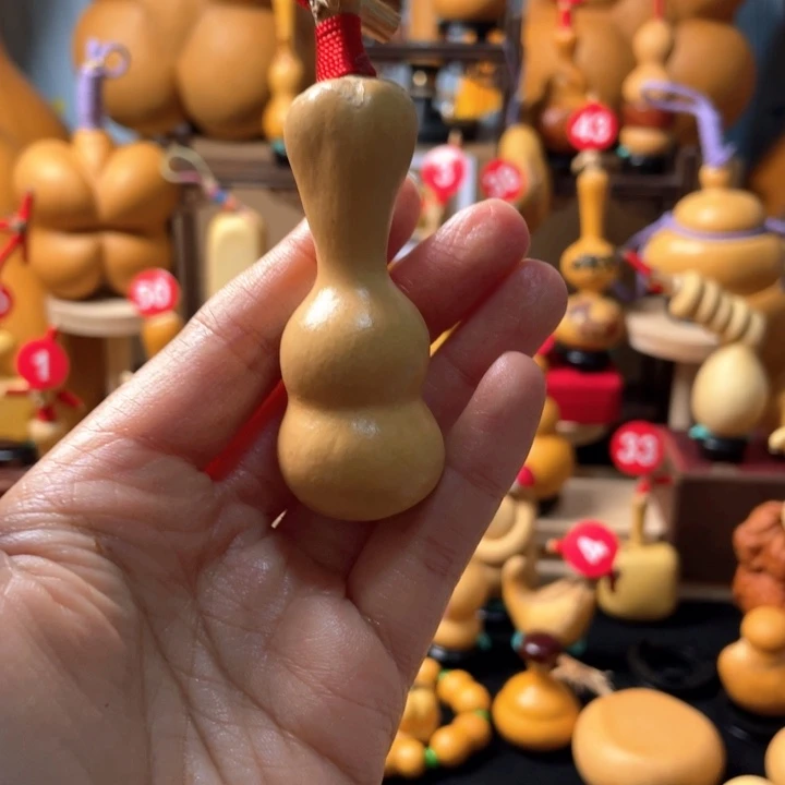 十***铺这种行为让他看到他和他们去