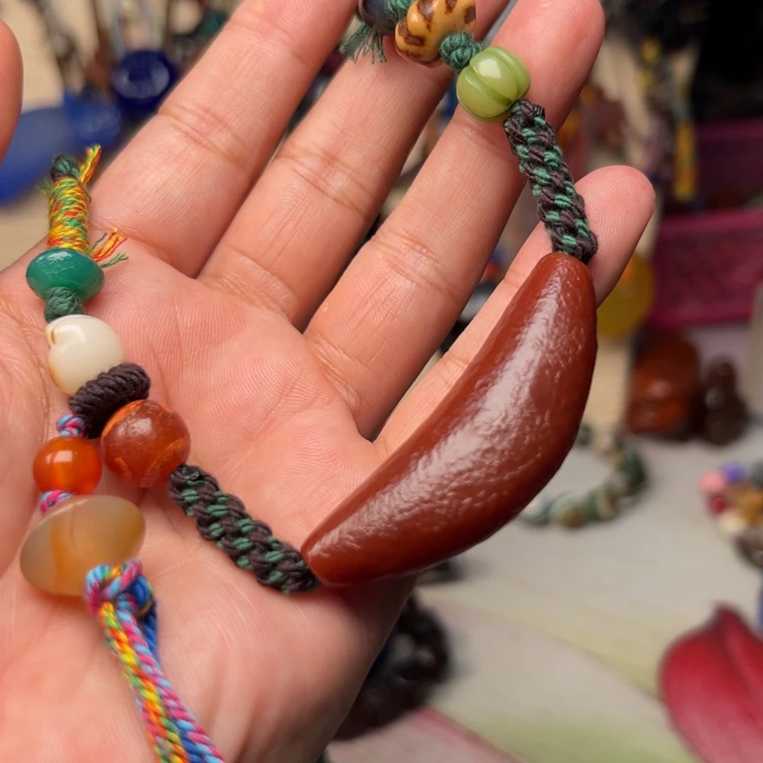 玛瑙/玉髓颈饰未镶嵌