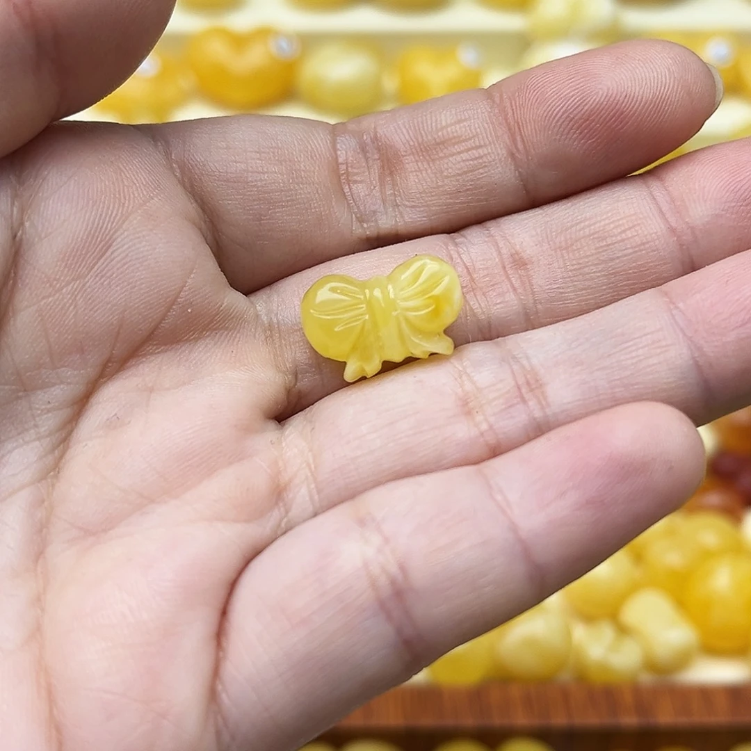 蜜蜡未镶嵌裸石天然