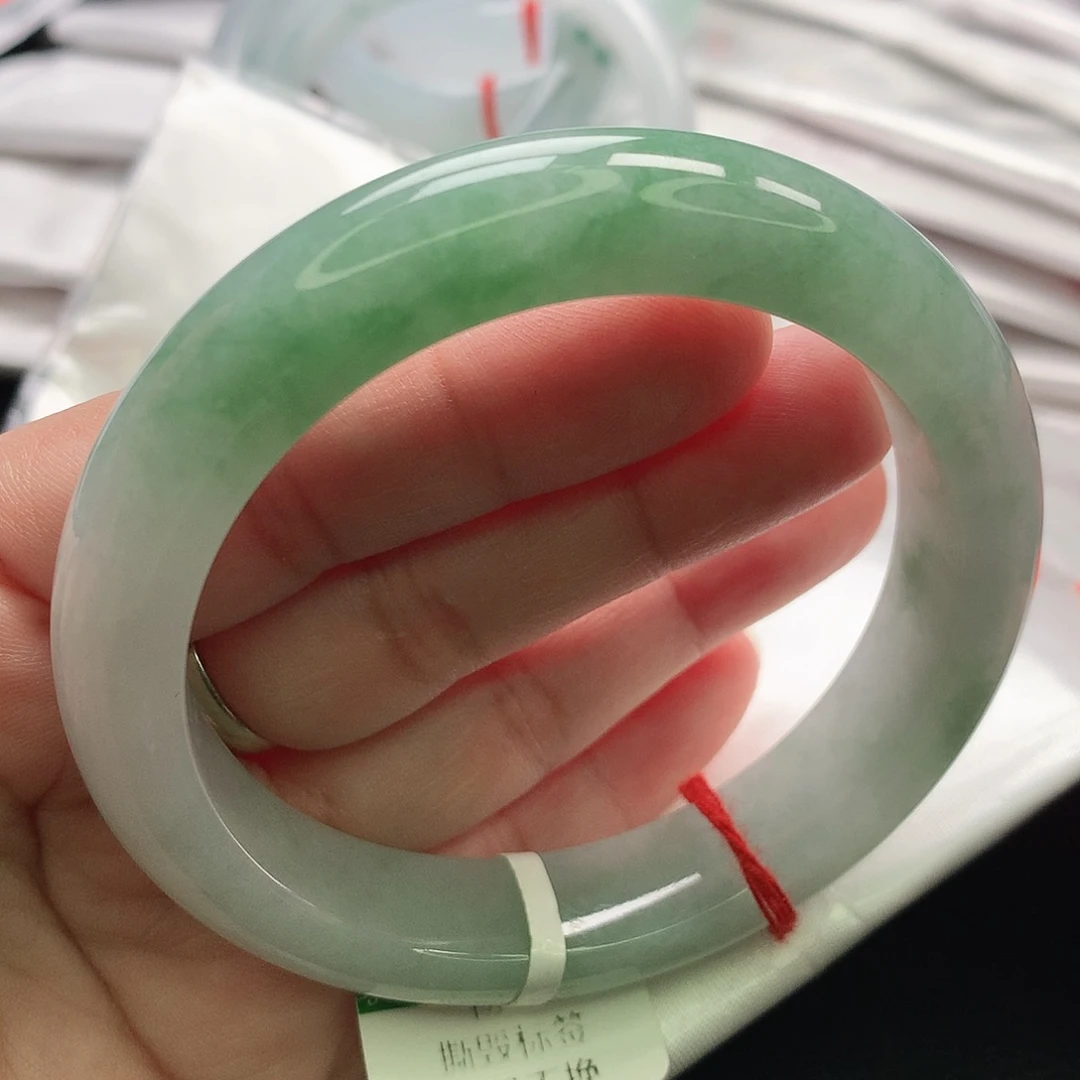 翡翠未镶嵌手镯缅甸57.58