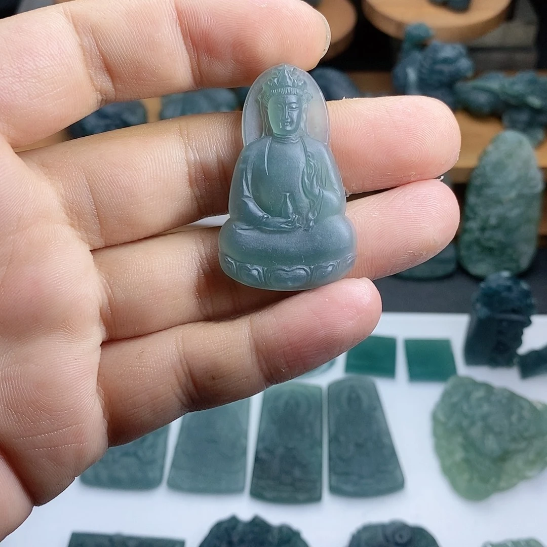 定制翡翠未镶嵌观音