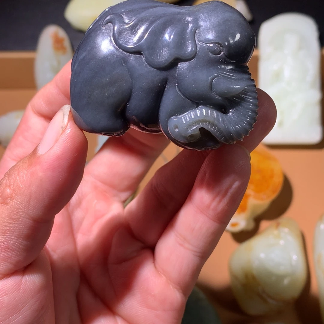 和田玉（糖玉）未镶嵌挂件