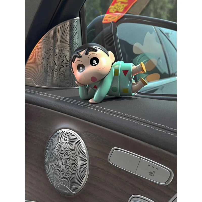 【是蜡笔小新哦~】汽车中控台屏幕摆件装饰品女生车载公仔玩偶