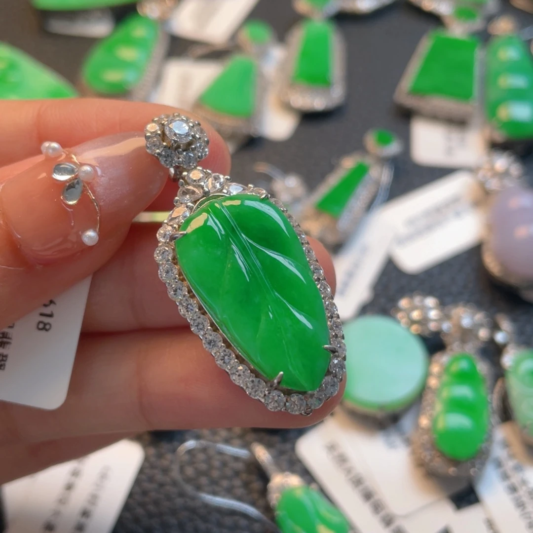 翡翠银S925镶嵌吊坠(不含链)