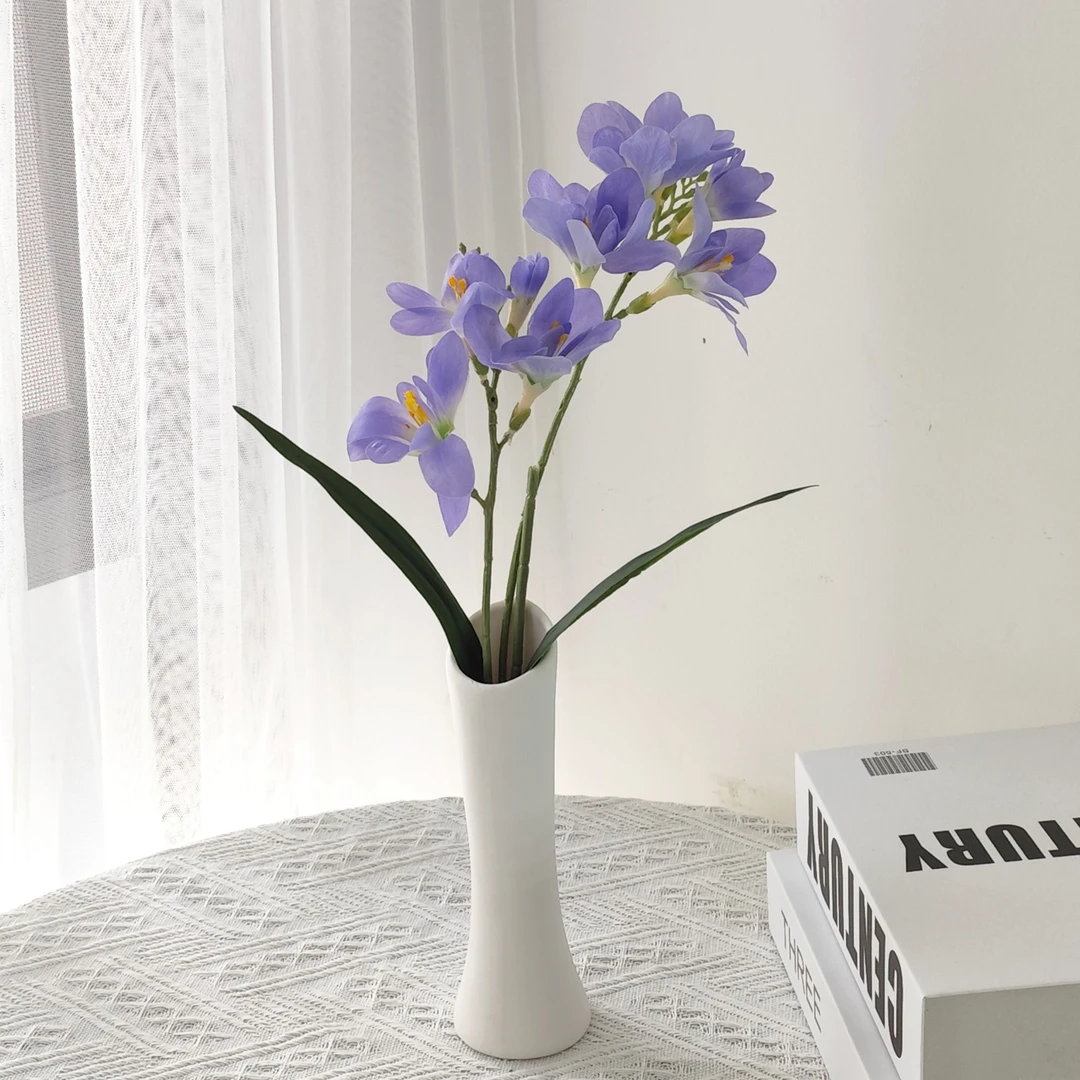 手感保湿香雪兰仿真花逼真高档软胶假花桌面摆件餐桌卧室装饰花艺
