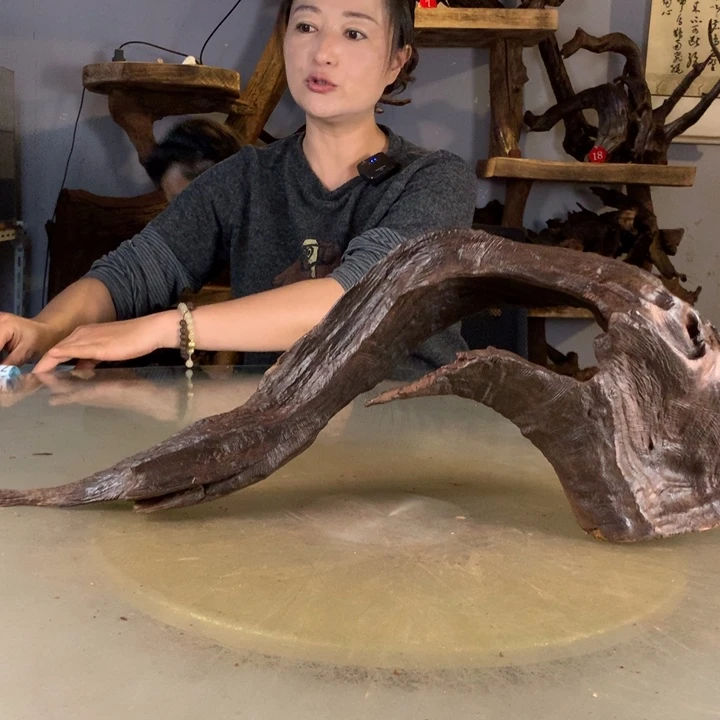 淡****天然的云南紫柚木会黄水