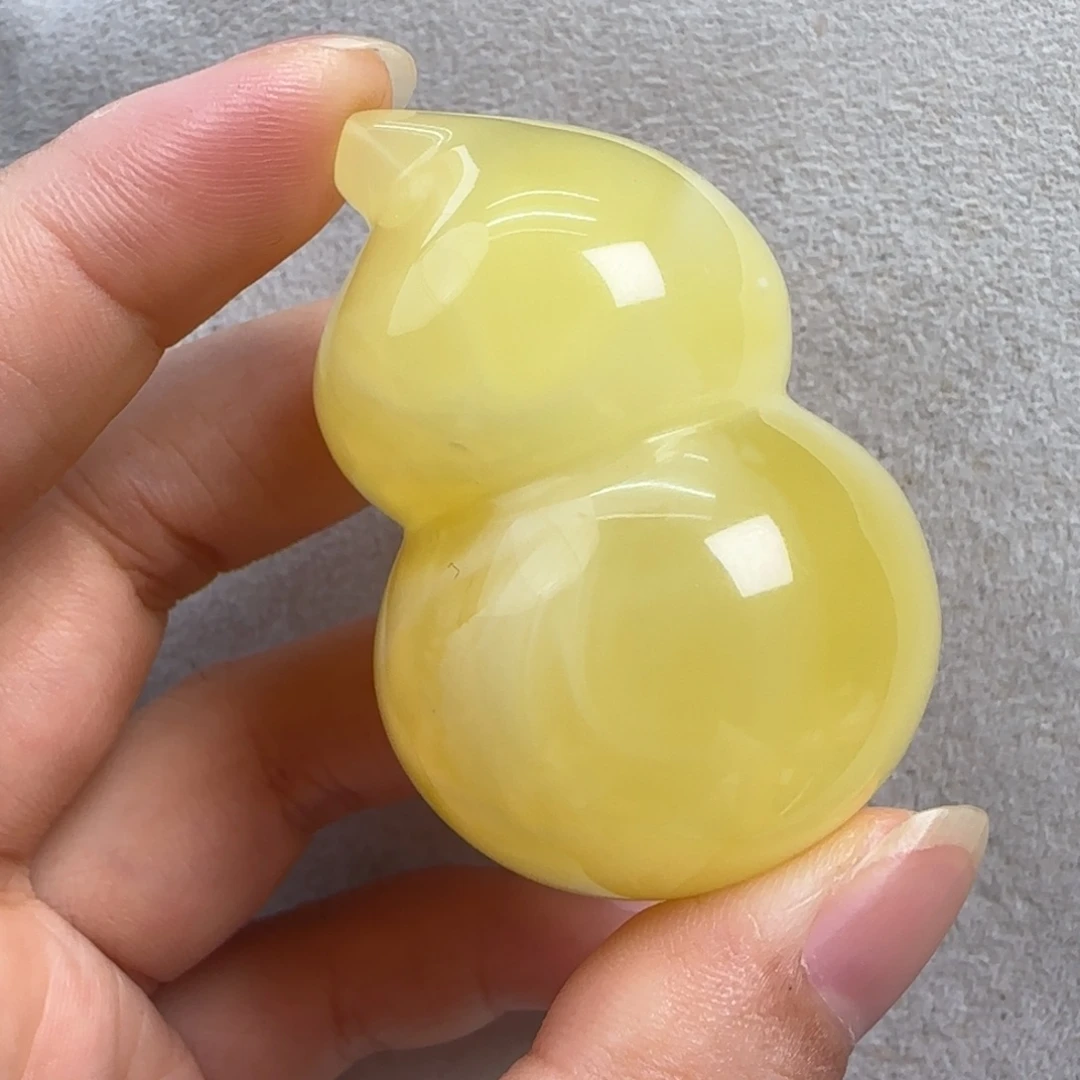蜜蜡未镶嵌珠宝奇石
