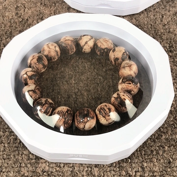 降真香手串/手链头档中头档1.5白棋梅花纹