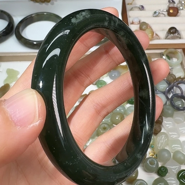 和田玉未镶嵌手镯57.8内径13