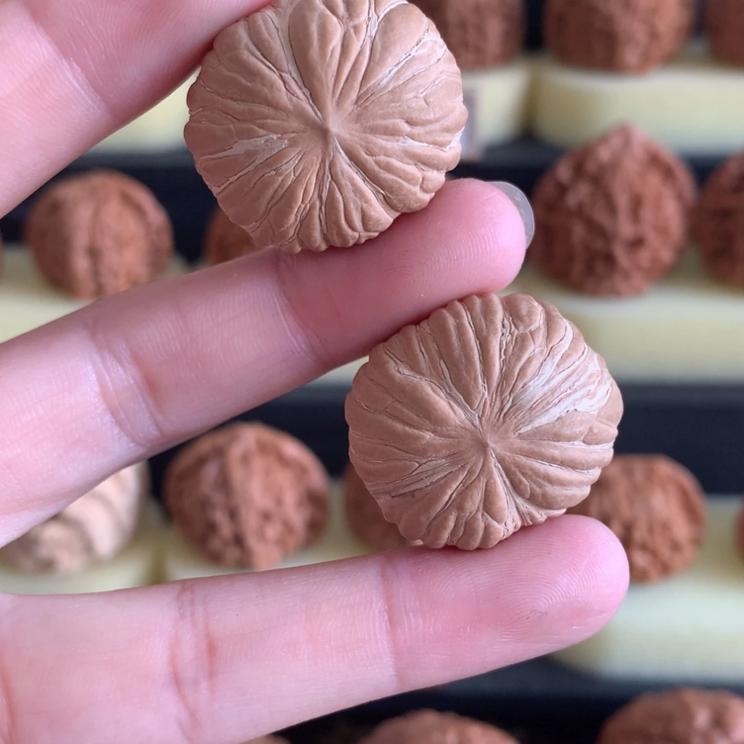 把件桃核文玩核桃指尖小文玩白茬