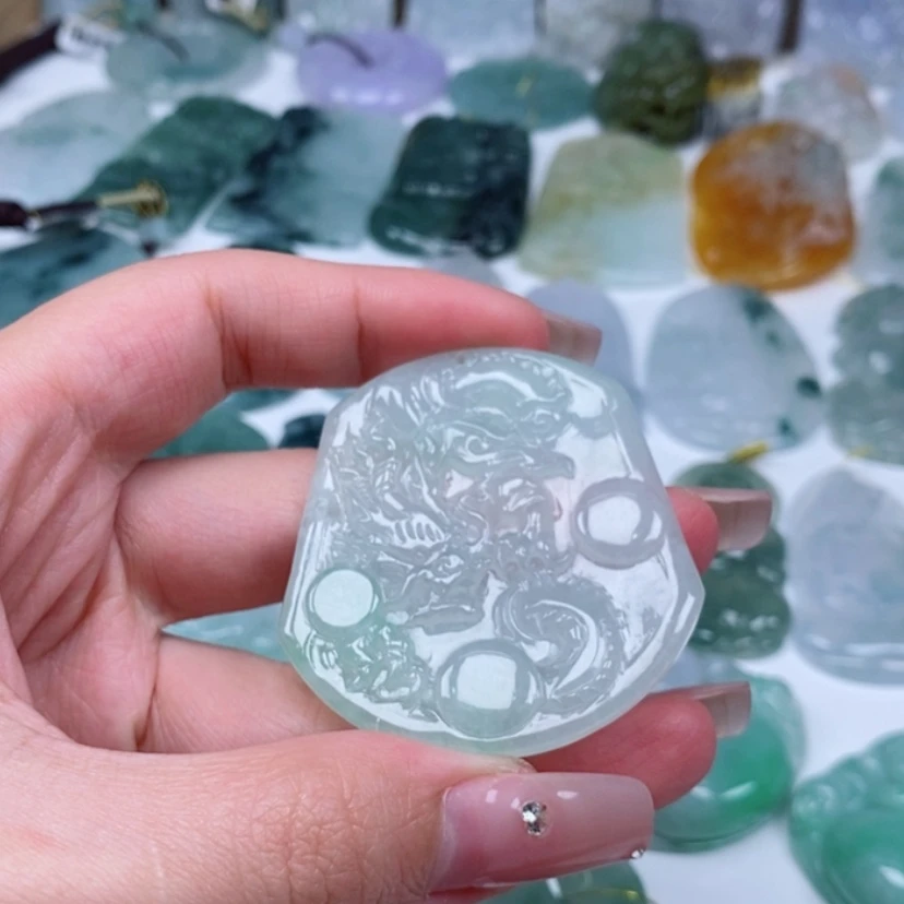 【闪购商品】颈饰未镶嵌翡翠