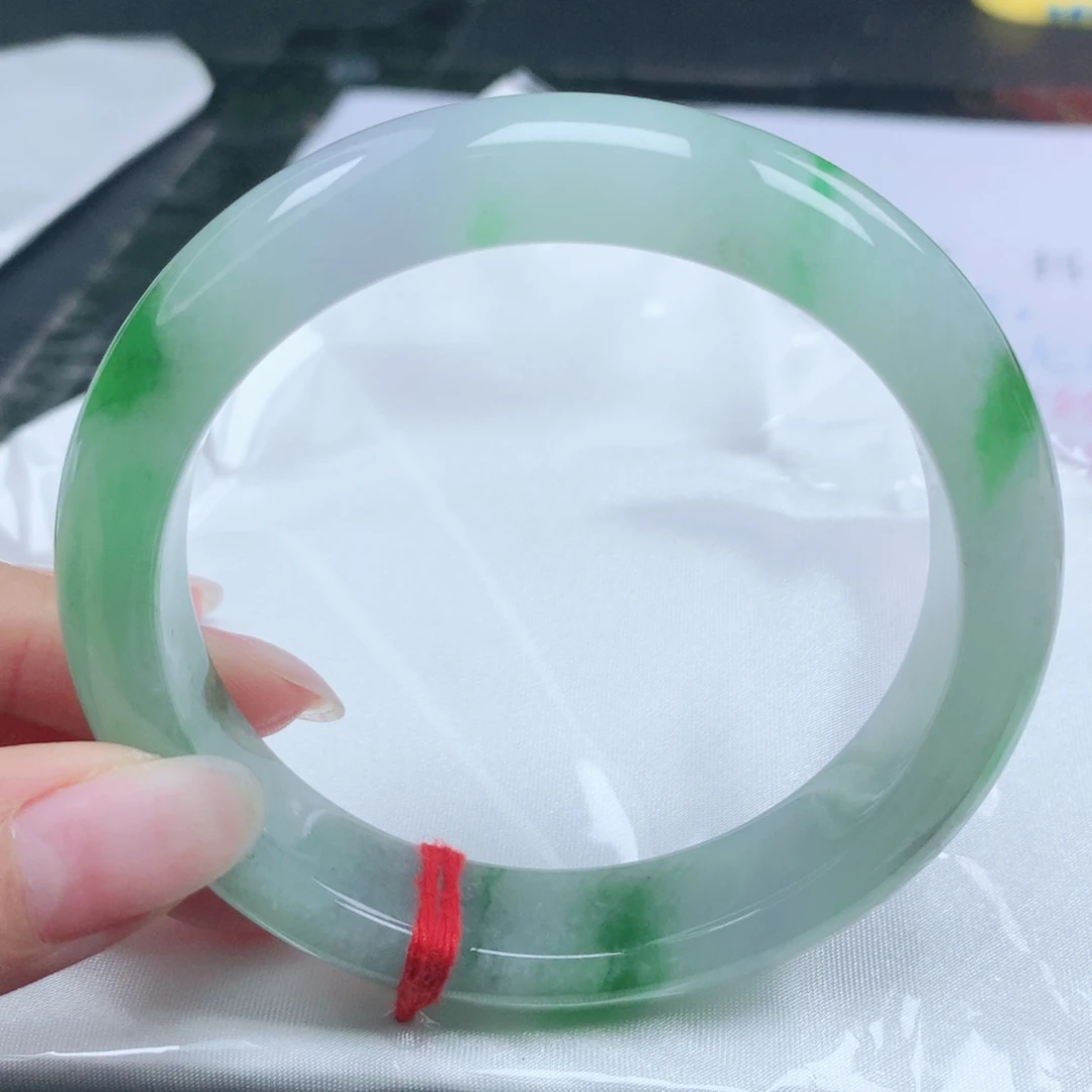 翡翠未镶嵌手镯翡翠61.2冰胶润飘阳绿正圈