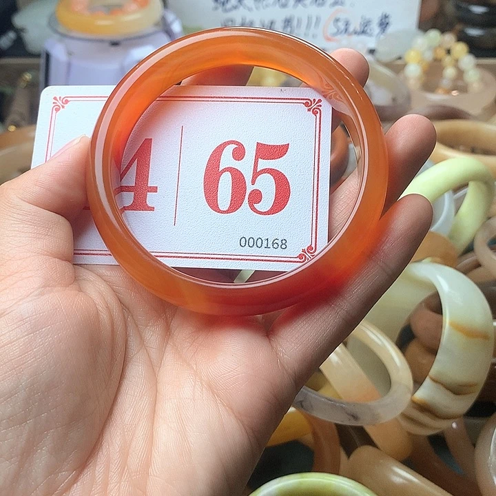 石英质玉（黄龙玉）未镶嵌手镯