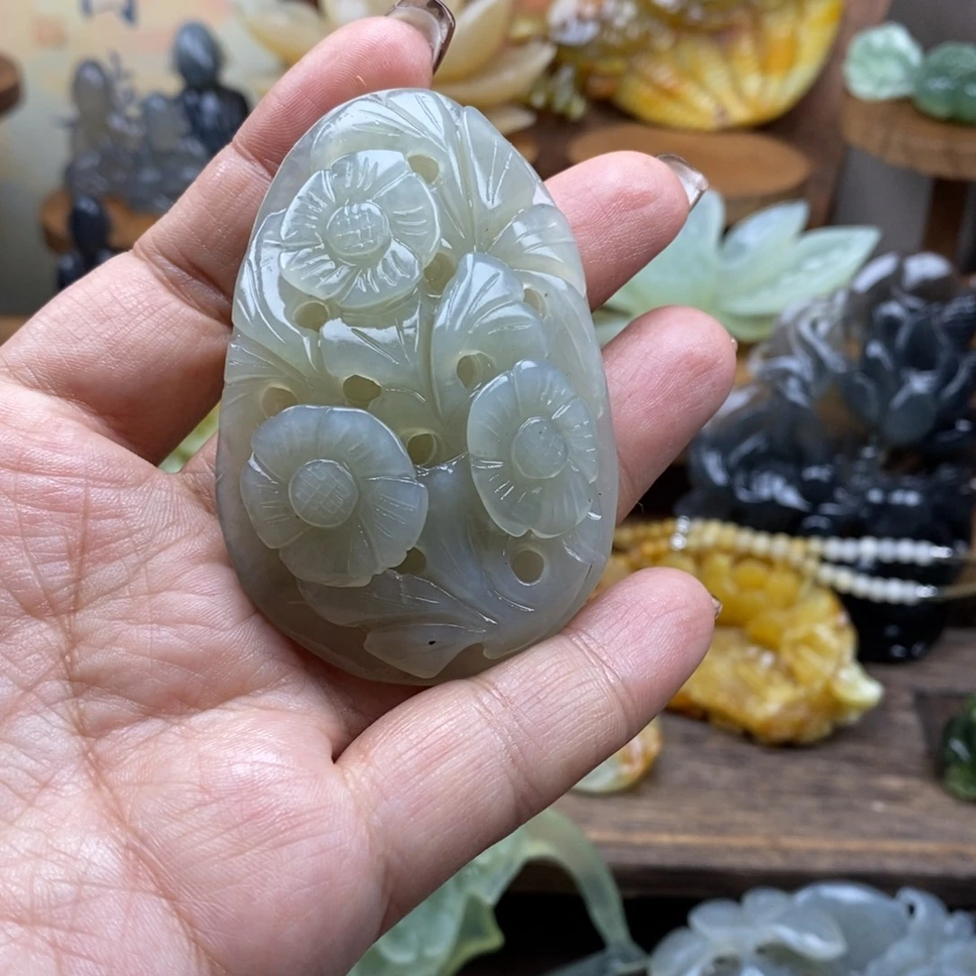 蛇纹石玉未镶嵌吊坠(不含链)