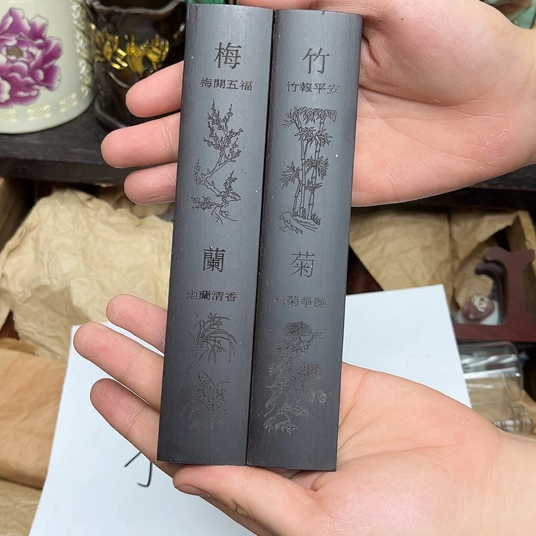 大叶紫檀（黑酸枝木类）