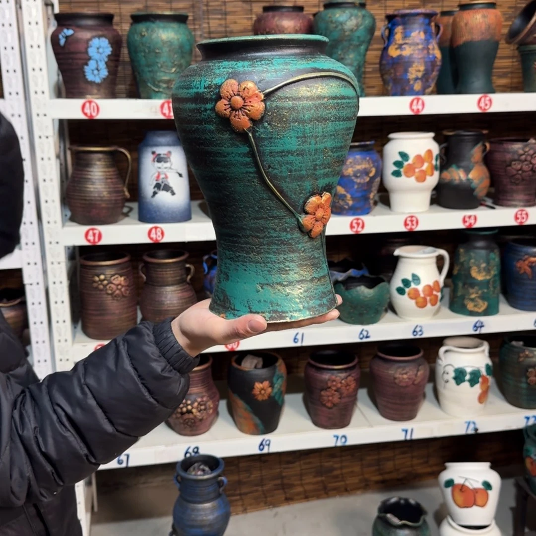 红陶红陶浮雕花盆炸炸炸