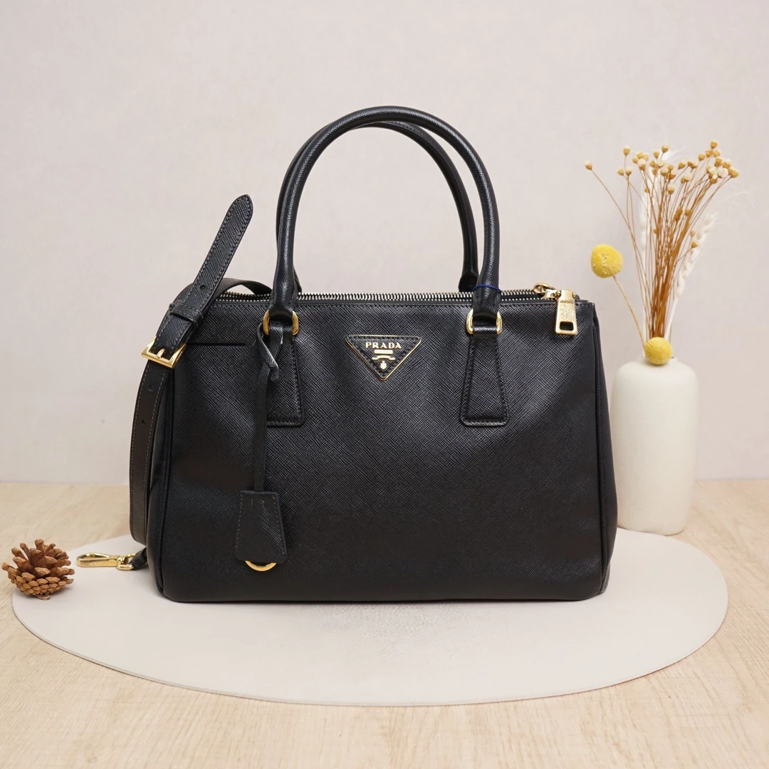 95新 Prada/普拉达 普拉达杀手包小号黑金牛皮/DS037770