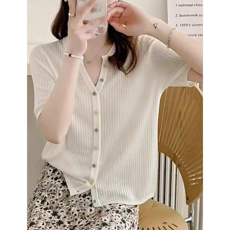 /糖果扣/ tt百搭休闲时尚宽松针织女装上衣圆领红短袖女士