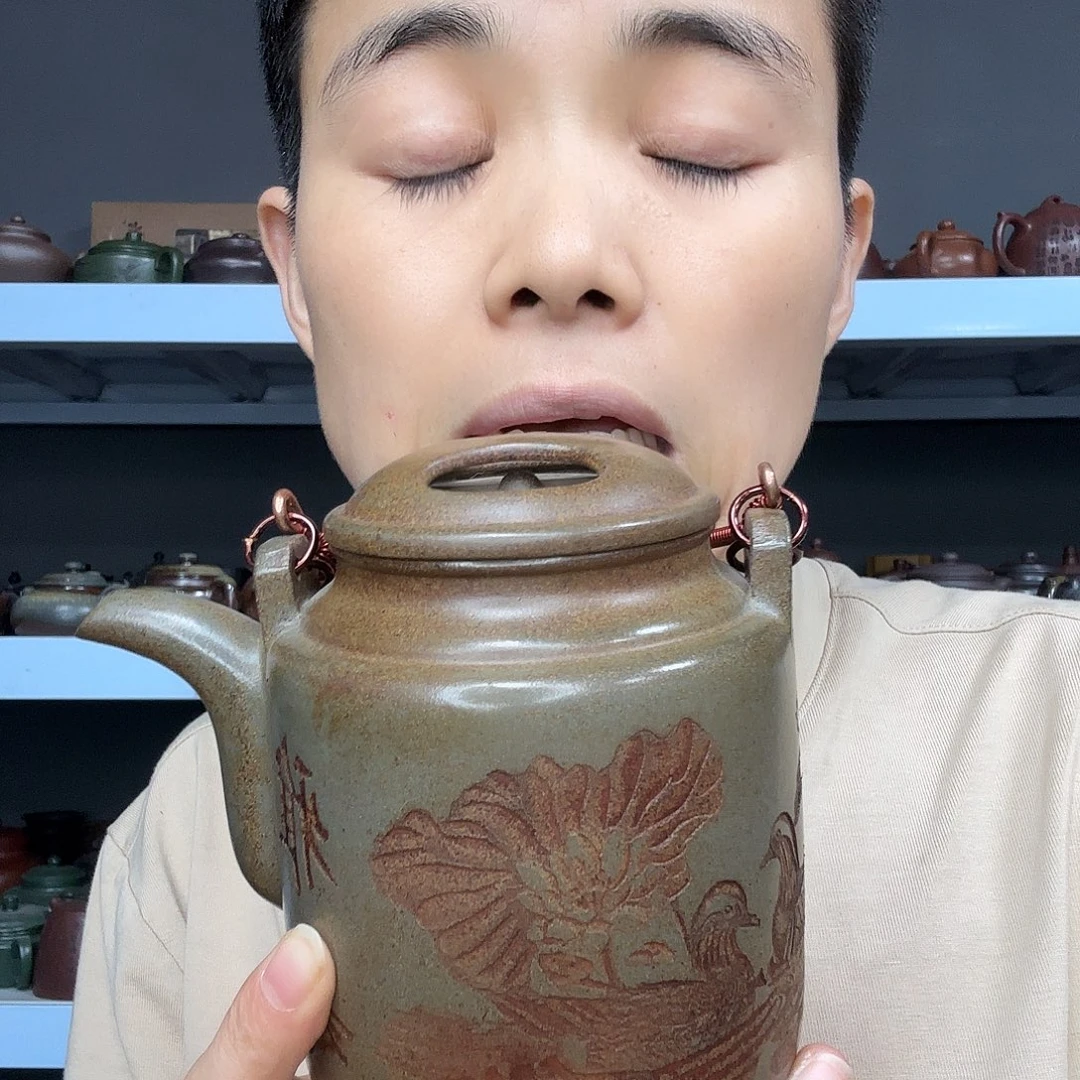 茶壶底槽青民间手艺人全手工制作