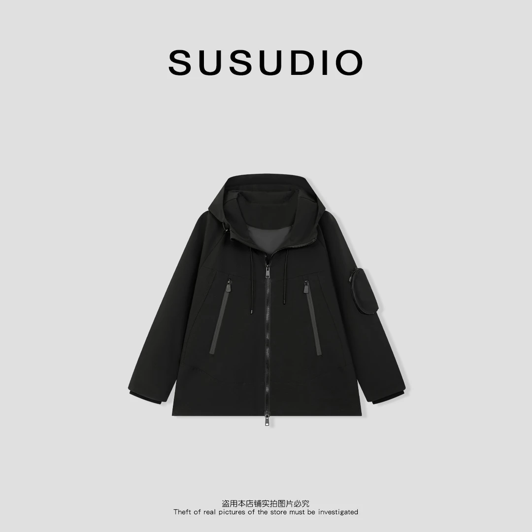 SUSUDIO 新款三防科技面料户外防风运动立体剪裁冲锋衣外套250069